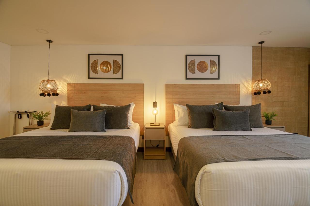 First Class Hotel Medellin Luaran gambar