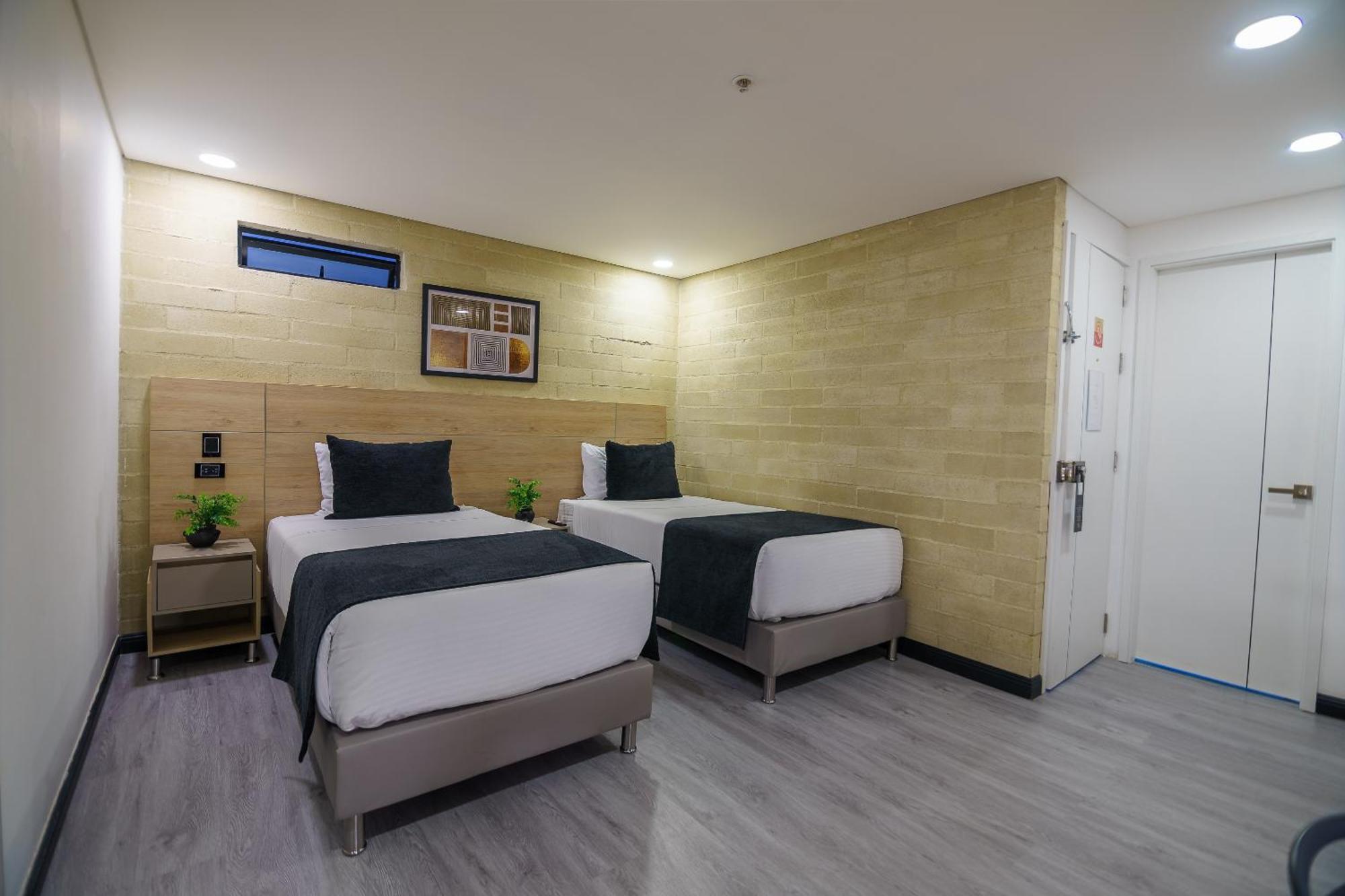 First Class Hotel Medellin Luaran gambar